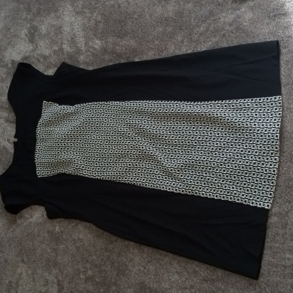 Chico's black and white geometric dress